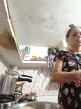 Snapshot of ISHANI-SINGH chatting on July 22, 2026, 2:03 am ISHANI-SINGH online show from July 22, 2026, 2:03 am