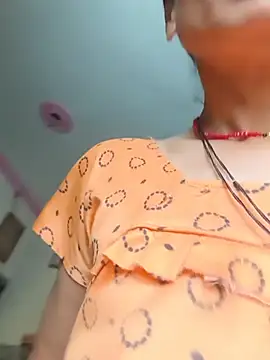 Snapshot of ISHANI-SINGH chatting on August 1, 2026, 2:11 am ISHANI-SINGH online show from August 1, 2026, 2:11 am
