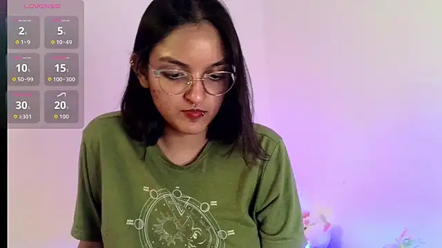 Snapshot of Ari_20_ chatting on December 19, 2025, 6:59 pm Ari 20 online show from December 19, 2025, 6:59 pm