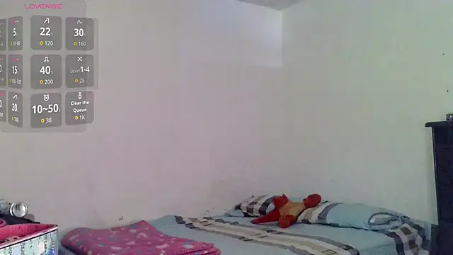 Snapshot of Ari_20_ chatting on May 10, 2026, 4:01 pm Ari 20 online show from May 10, 2026, 4:01 pm