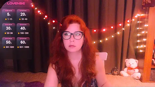 Crystal2207 online show from April 24, 2026, 1:19 am