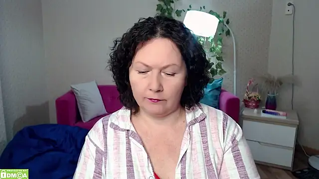 milf hornys online show from December 3, 2025, 7:23 pm