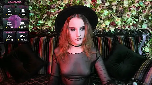 EllieMori online show from November 28, 2025, 2:09 pm