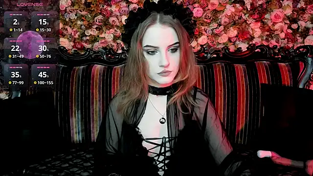 EllieMori online show from November 30, 2025, 7:45 am