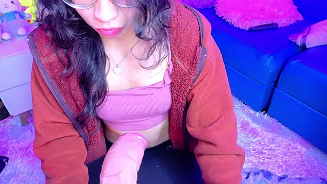 Snapshot of Giaa_rossi chatting on April 29, 2026, 2:21 pm Giaa rossi online show from April 29, 2026, 2:21 pm