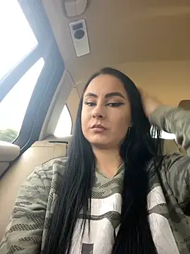 Enna-Kymm online show from October 13, 2025, 9:53 am