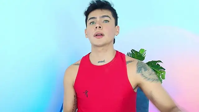 CamiiGuzmanX online show from October 24, 2025, 7:54 pm