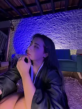 kaori 77 online show from April 11, 2026, 7:45 am