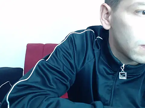 Thomasjons  online show from October 4, 2025, 3:54 pm