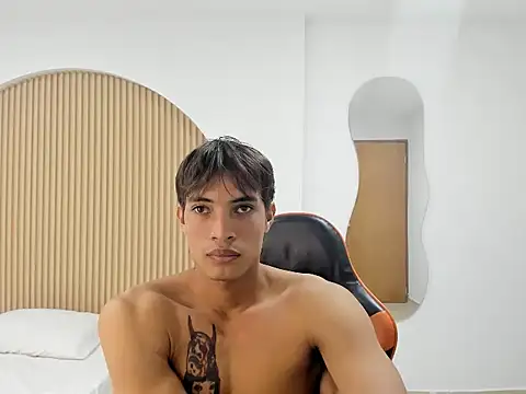 Snapshot of kenshi_roa chatting on May 6, 2026, 5:46 am kenshi roa online show from May 6, 2026, 5:46 am