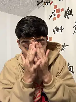 axel davis  online show from February 22, 2026, 6:02 am