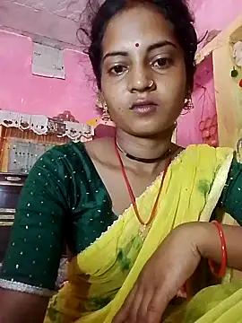 Snapshot of Hot_bbbb chatting on September 27, 2025, 8:36 pm Hot bbbb online show from September 27, 2025, 8:36 pm