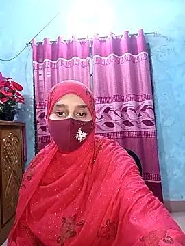 Cute Faria online show from October 6, 2025, 4:26 pm