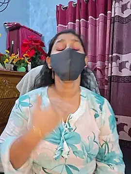 Cute Faria online show from August 6, 2026, 1:35 pm
