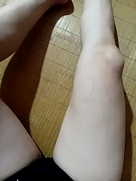 Jessical--Li online show from October 8, 2025, 4:54 am