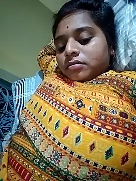 Snapshot of Hot_crety chatting on November 4, 2025, 11:53 am Hot crety online show from November 4, 2025, 11:53 am