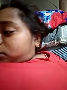 Snapshot of Hot_crety chatting on November 18, 2025, 1:00 am Hot crety online show from November 18, 2025, 1:00 am