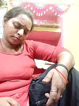 Snapshot of Hot_crety chatting on May 26, 2026, 6:48 pm Hot crety online show from May 26, 2026, 6:48 pm