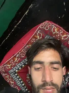 lyath3245 online show from April 23, 2026, 11:20 am