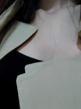 meomeocute online show from October 24, 2025, 12:12 pm