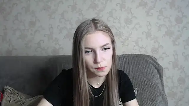 HitGyrl online show from March 8, 2026, 8:07 am