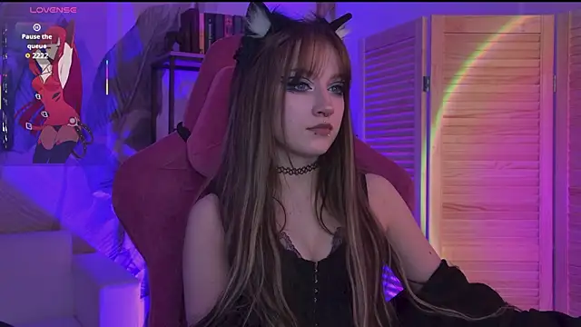 LiliLuna online show from March 27, 2026, 6:29 pm