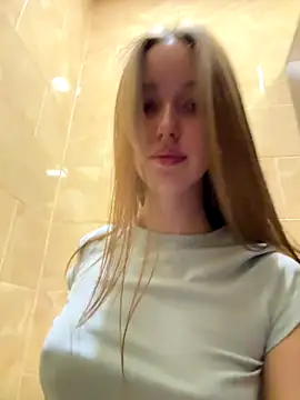 Snapshot of ElliRose chatting on September 10, 2025, 7:08 am ElliRose online show from September 10, 2025, 7:08 am