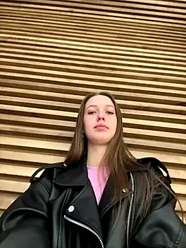 Snapshot of ElliRose chatting on September 20, 2025, 6:03 am ElliRose online show from September 20, 2025, 6:03 am