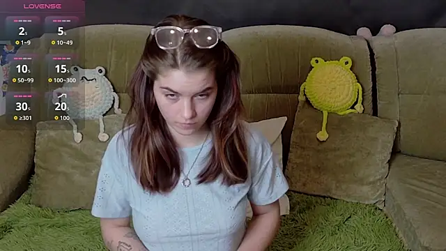 ElzaBlis online show from February 7, 2026, 3:05 pm