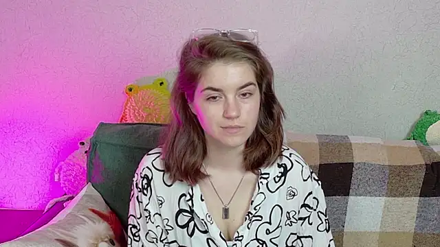 Snapshot of ElzaBlis chatting on May 13, 2026, 1:19 pm ElzaBlis online show from May 13, 2026, 1:19 pm