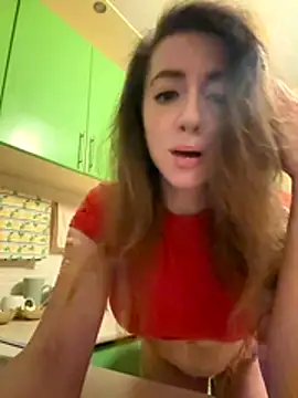 Snapshot of MarinaDiva11_74 chatting on October 26, 2025, 8:48 pm MarinaDiva11 74 online show from October 26, 2025, 8:48 pm