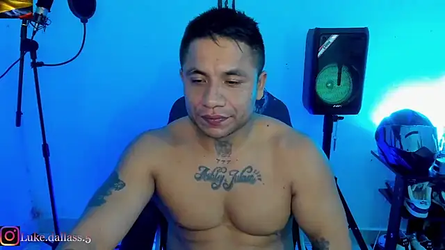 zeus 7777 online show from February 15, 2026, 9:55 pm