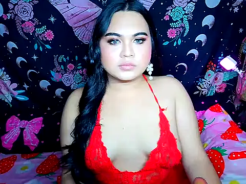 Snapshot of YourThicc_bella chatting on June 3, 2026, 4:45 pm YourThicc bella online show from June 3, 2026, 4:45 pm