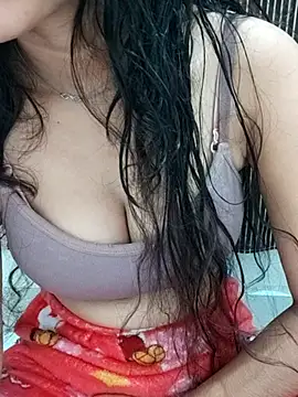 NAIRA5677 online show from November 17, 2025, 4:29 am