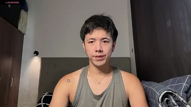Snapshot of Addictiveboi chatting on June 21, 2026, 3:31 am Addictiveboi online show from June 21, 2026, 3:31 am