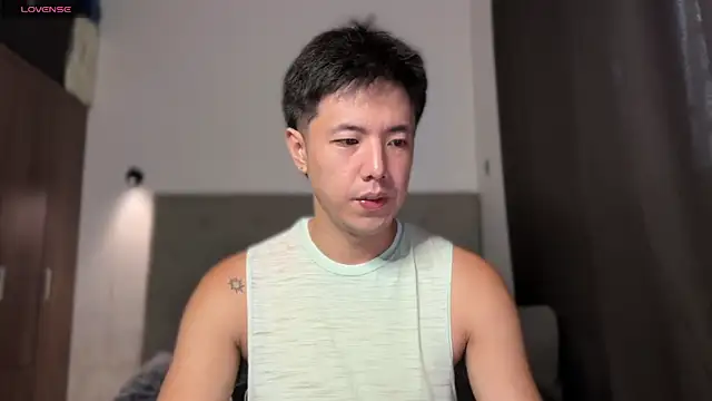 Snapshot of Addictiveboi chatting on July 30, 2026, 4:00 am Addictiveboi online show from July 30, 2026, 4:00 am