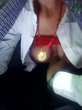 kajalbhabhi44 online show from December 17, 2025, 12:55 pm