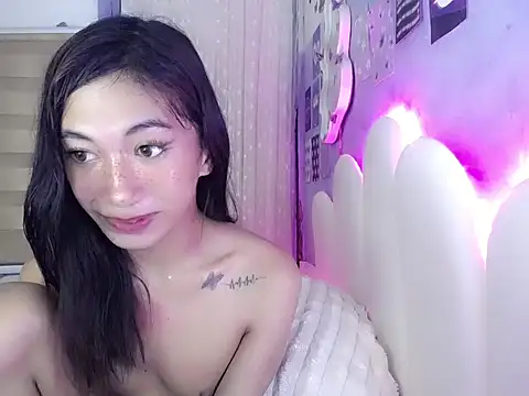 Snapshot of Asianbarbie05 chatting on May 11, 2026, 12:55 pm Asianbarbie05 online show from May 11, 2026, 12:55 pm