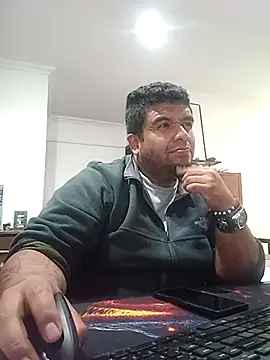 Snapshot of Rolo-Sumiso chatting on February 2, 2026, 9:24 pm Rolo-Sumiso online show from February 2, 2026, 9:24 pm