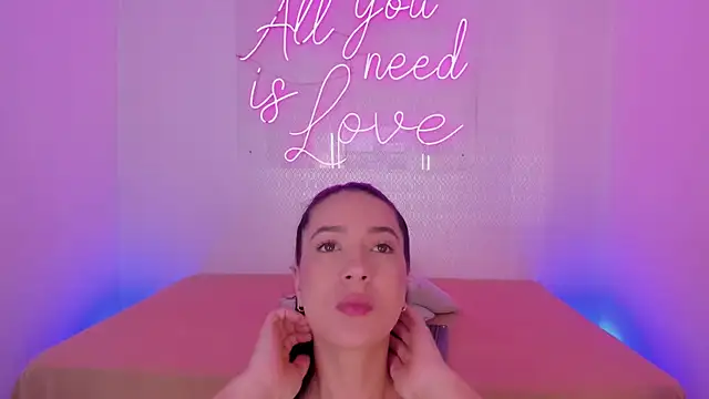 aleksandramiller  online show from May 23, 2026, 1:26 pm