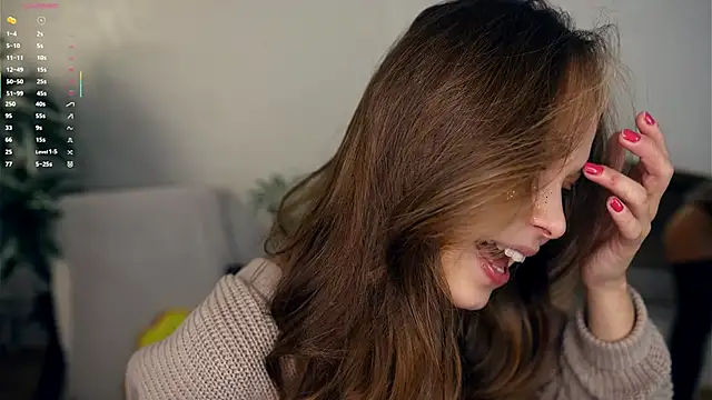 OdellaGillingham online show from October 13, 2025, 6:41 pm