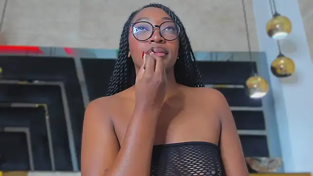 YallianaBrooks online show from July 15, 2026, 12:21 pm