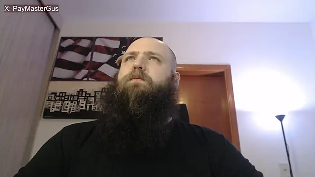 Snapshot of PayMasterGus chatting on October 6, 2025, 3:04 am PayMasterGus online show from October 6, 2025, 3:04 am