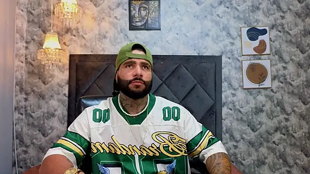 Apolo rousse1 online show from November 24, 2025, 8:30 pm