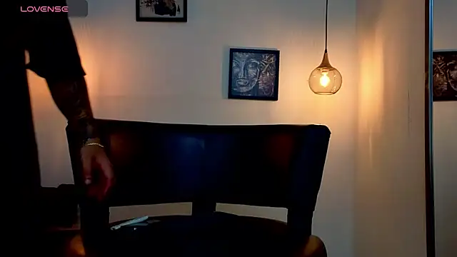 Snapshot of Apolo_rousse1 chatting on May 27, 2026, 8:17 pm Apolo rousse1 online show from May 27, 2026, 8:17 pm