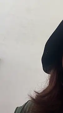 zhizhinaigai online show from April 11, 2026, 7:45 am