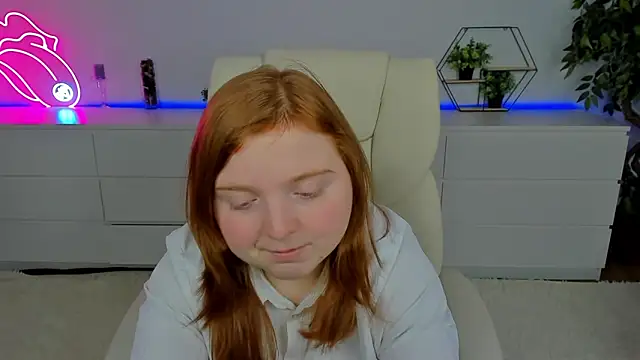 KattyRose8 online show from November 20, 2025, 6:35 am