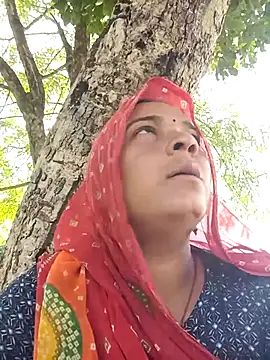 Radha hotx online show from September 15, 2025, 10:04 am