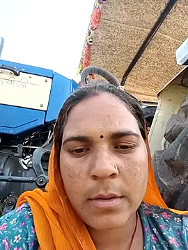 Radha hotx online show from October 18, 2025, 8:37 am