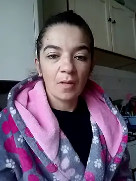 Snapshot of alinaalinutzq chatting on November 23, 2025, 6:02 am alinaalinutzq online show from November 23, 2025, 6:02 am